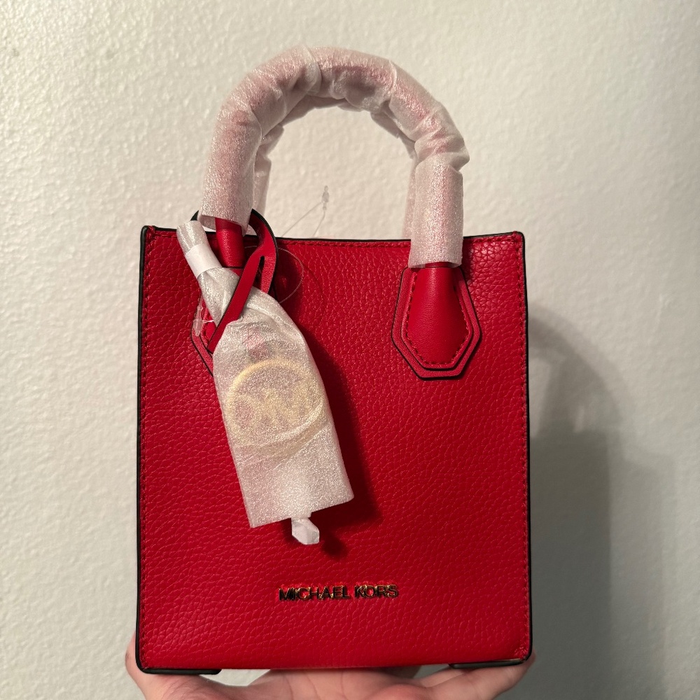 Michael Kors Shopper Crossbody purse